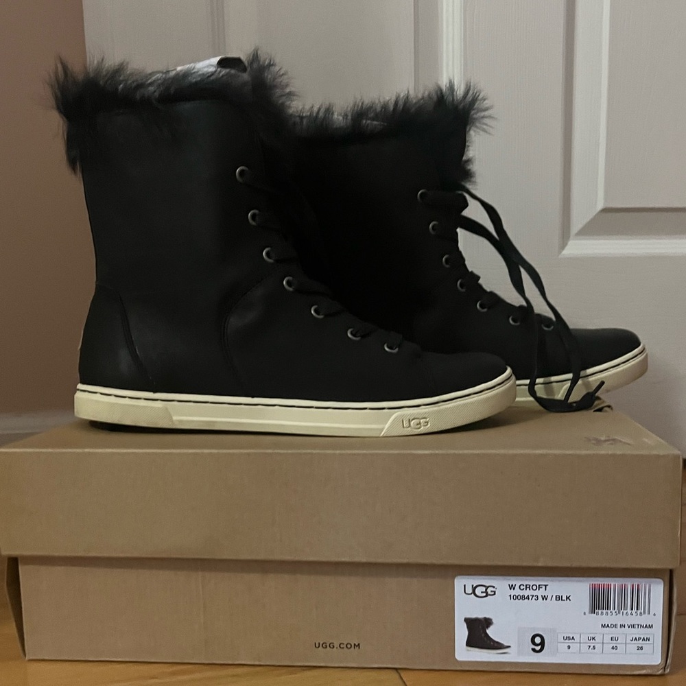 UGGS Women’s Croft Winter Boots